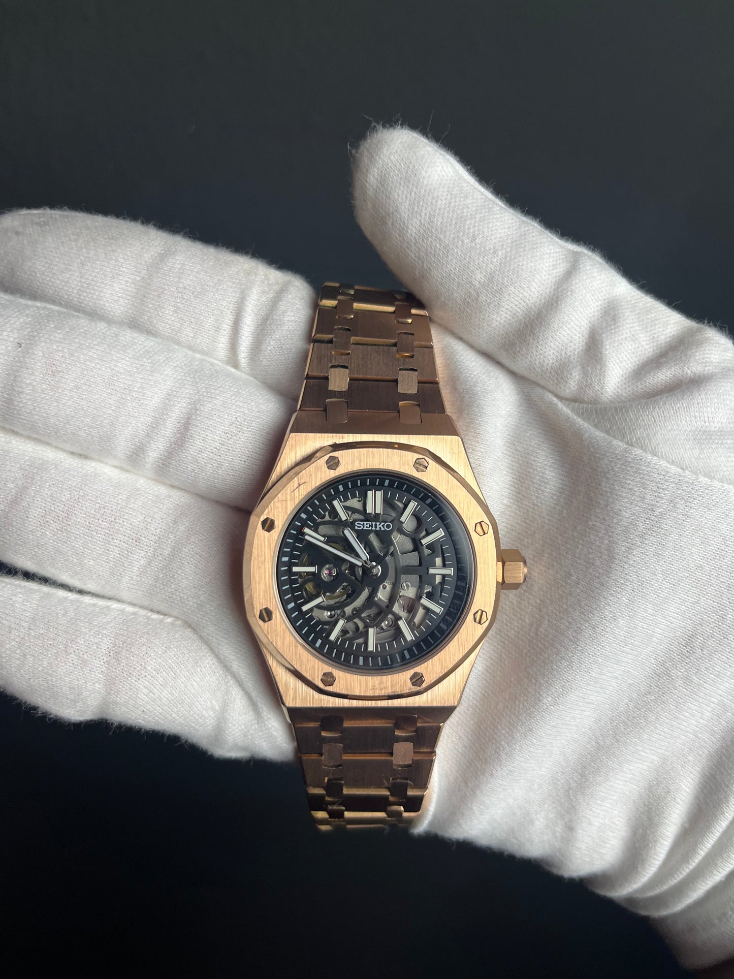Royal seikoak rose skeleton