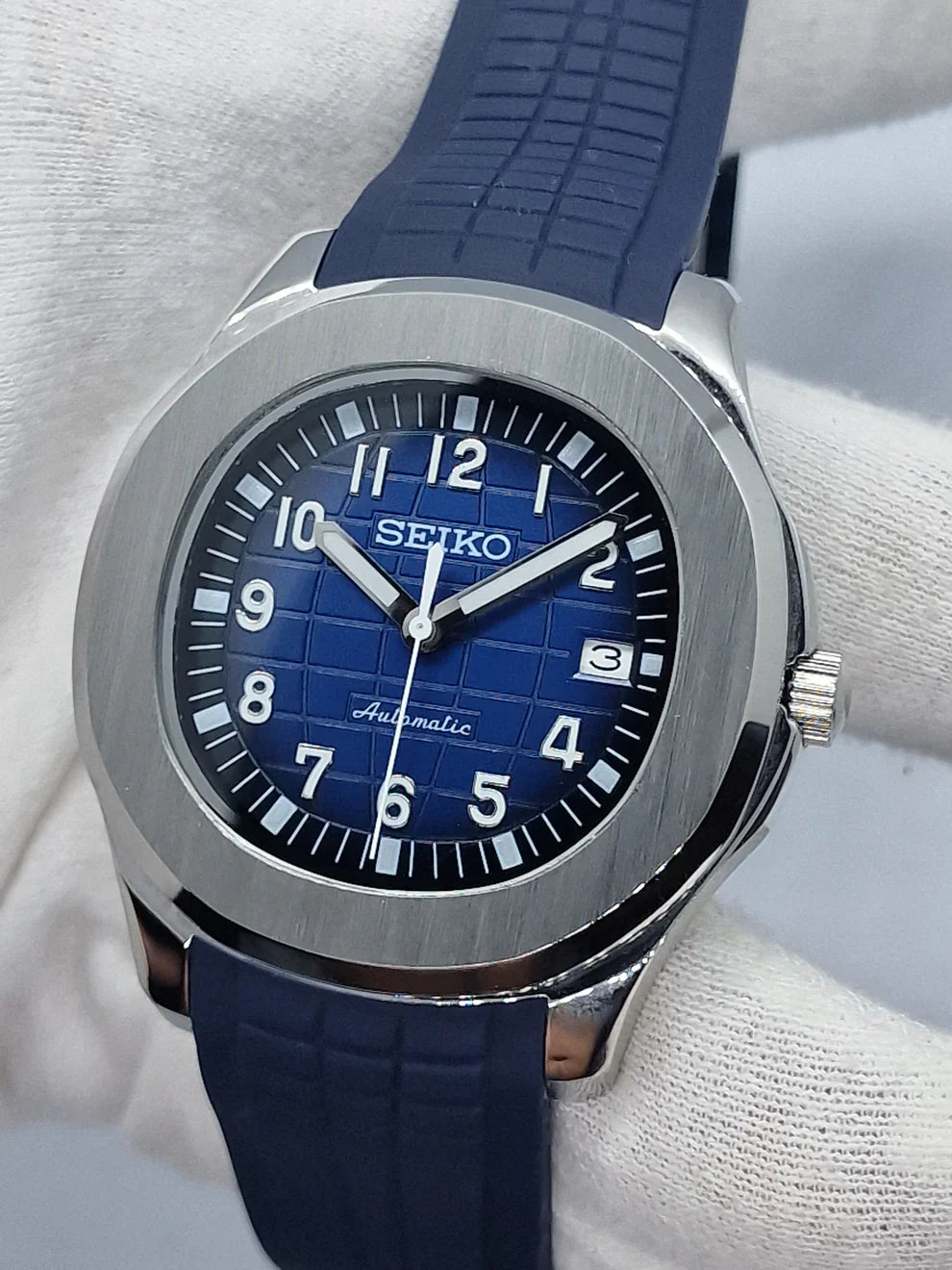 Aquaniko Blue
