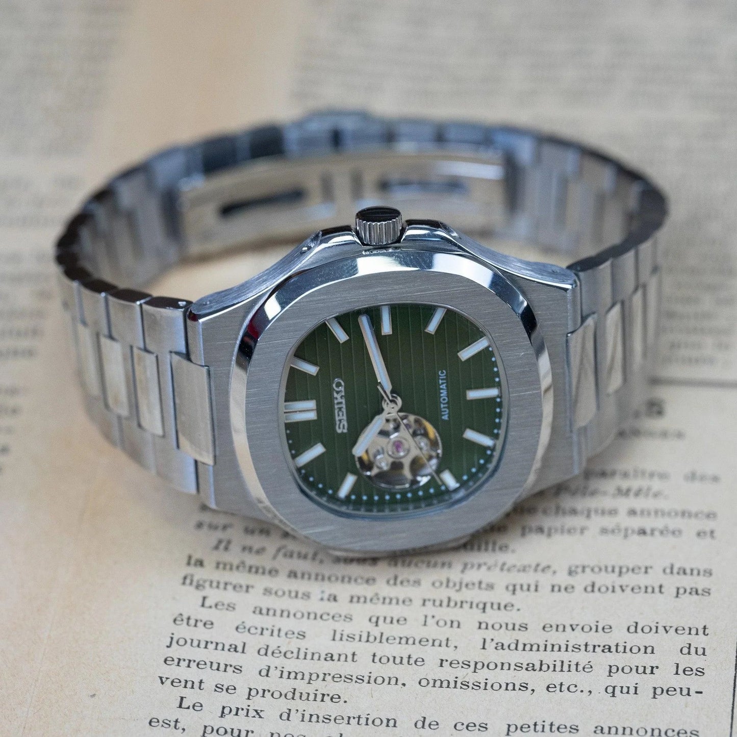 Nautiko olive green open heart
